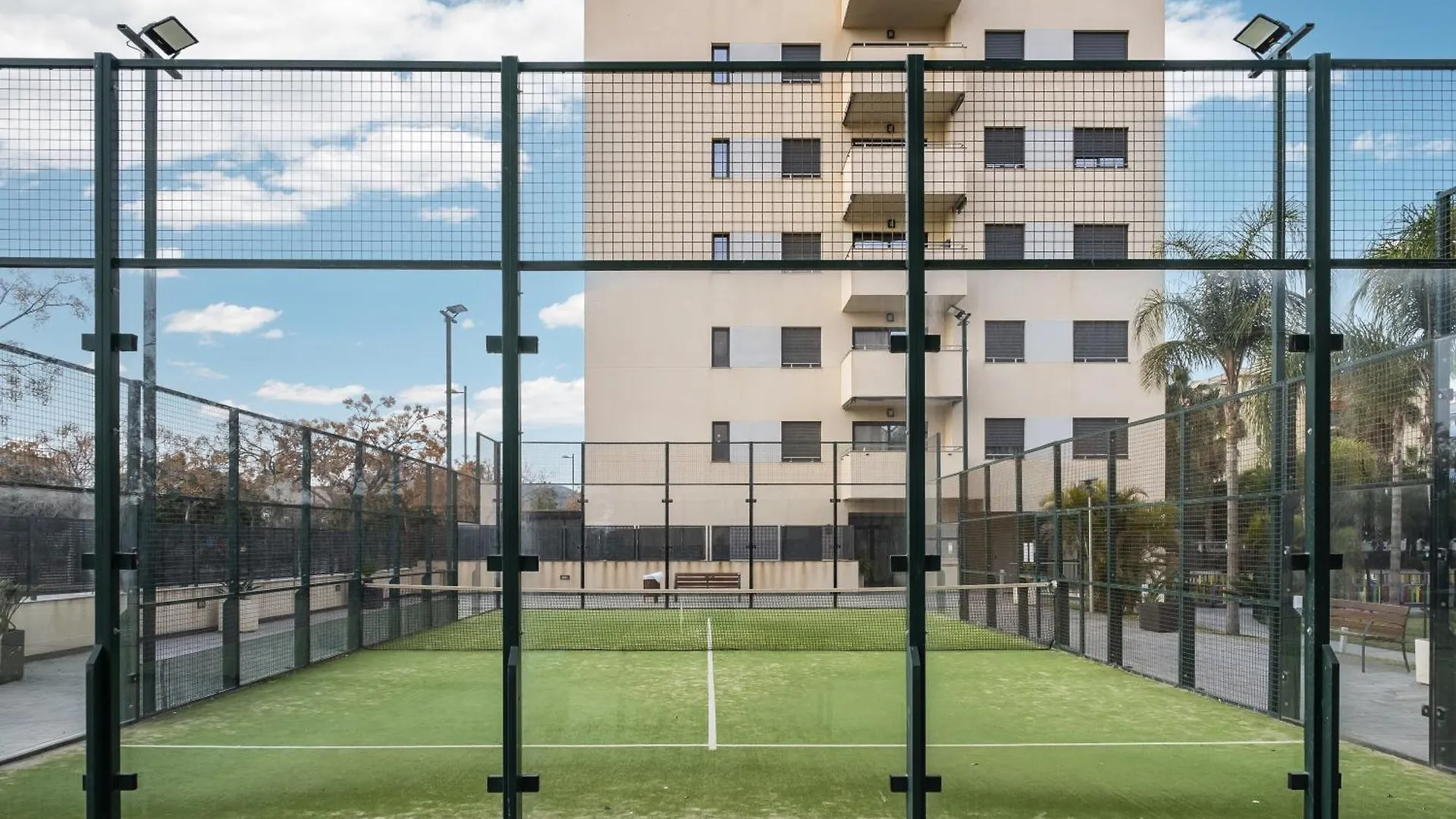 Apartment Playa Marinsa Beach Piscina Y Padel Torre Del Mar Spain