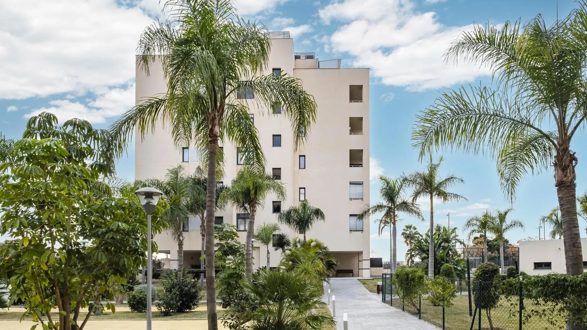 Apartment Playa Marinsa Beach Piscina Y Padel Torre Del Mar